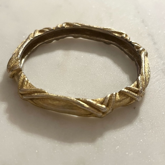 Givenchy Vintage Gold Plated Twisted Bangle - Picture 12 of 16